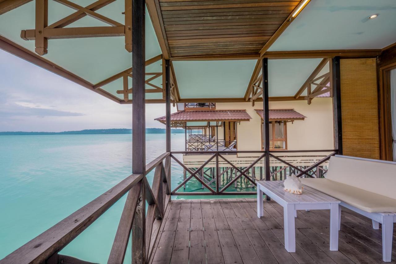 Sienna Resort Maratua Island Exterior photo